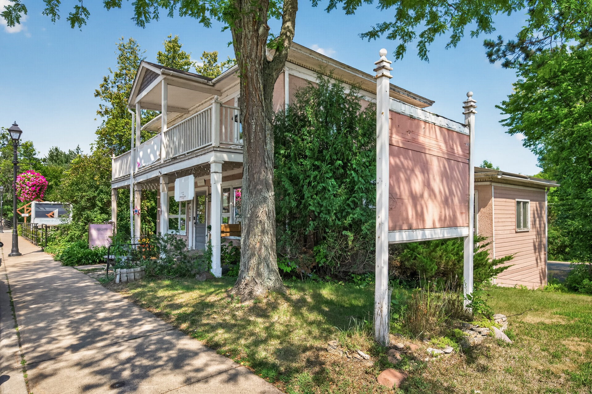 418 Bench St, Taylors Falls, MN for Sale