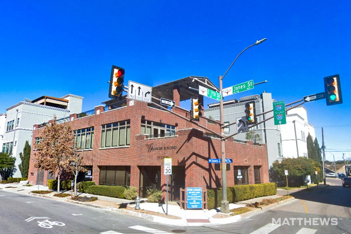 715 Jones St, Fort Worth, TX for Rent