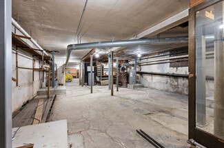 Waseca, MN Office - 102 State St N