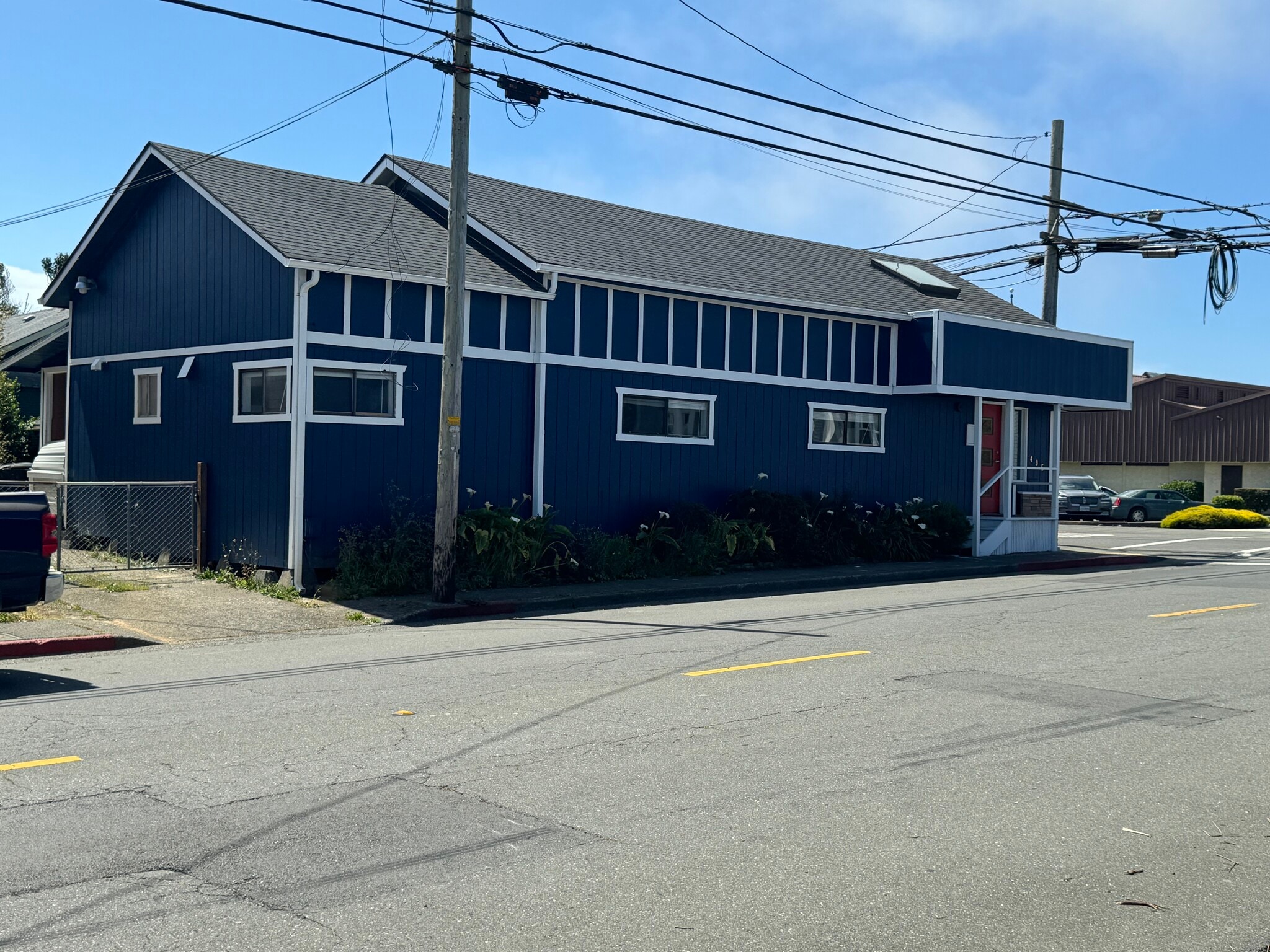 495 H St, Crescent City, CA for Sale