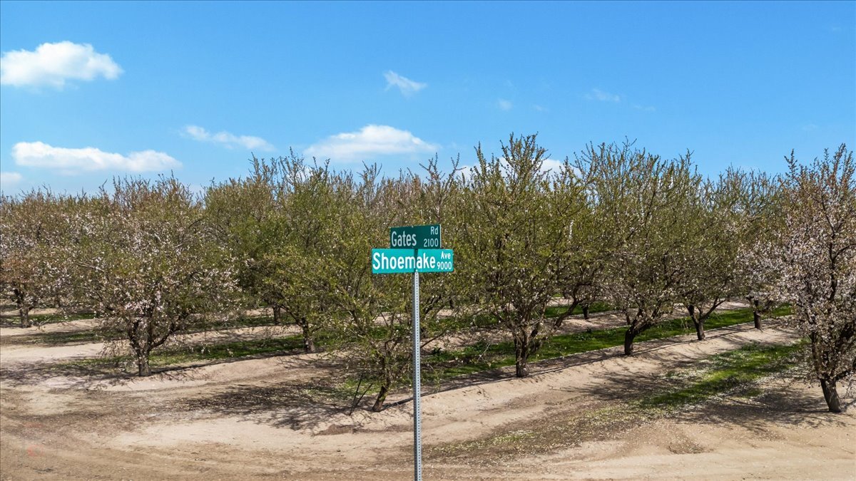 North Gates Road @ Shoemake Avenue, Modesto, CA for Sale
