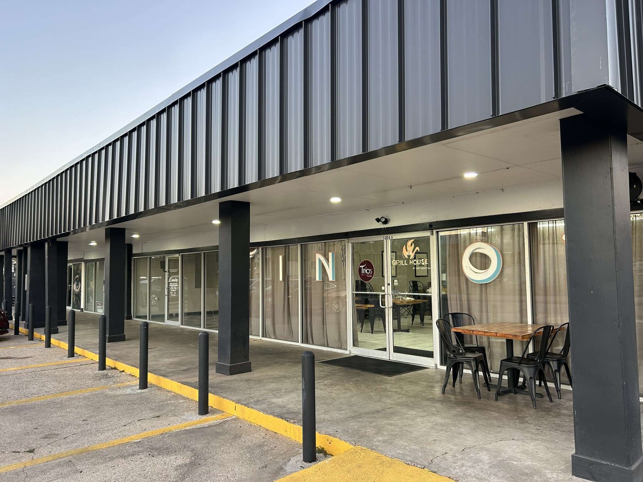 5600 Yale St, Houston, TX for Sale