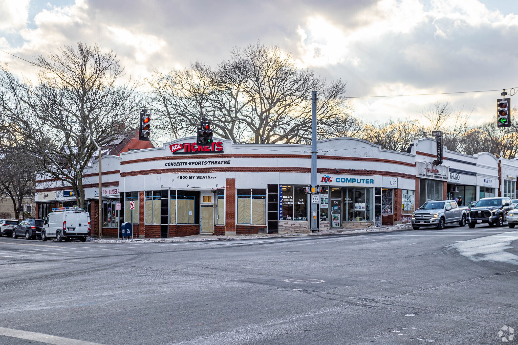 358-370 Boylston St, Brookline, MA for Rent