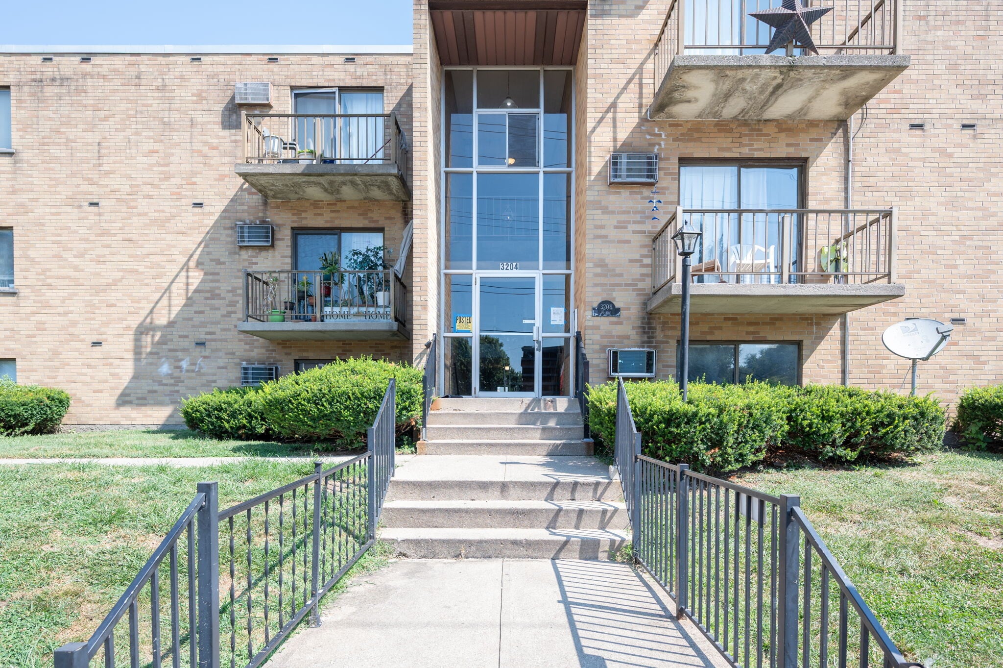 3204 Mozart Ave, Cincinnati, OH for Sale