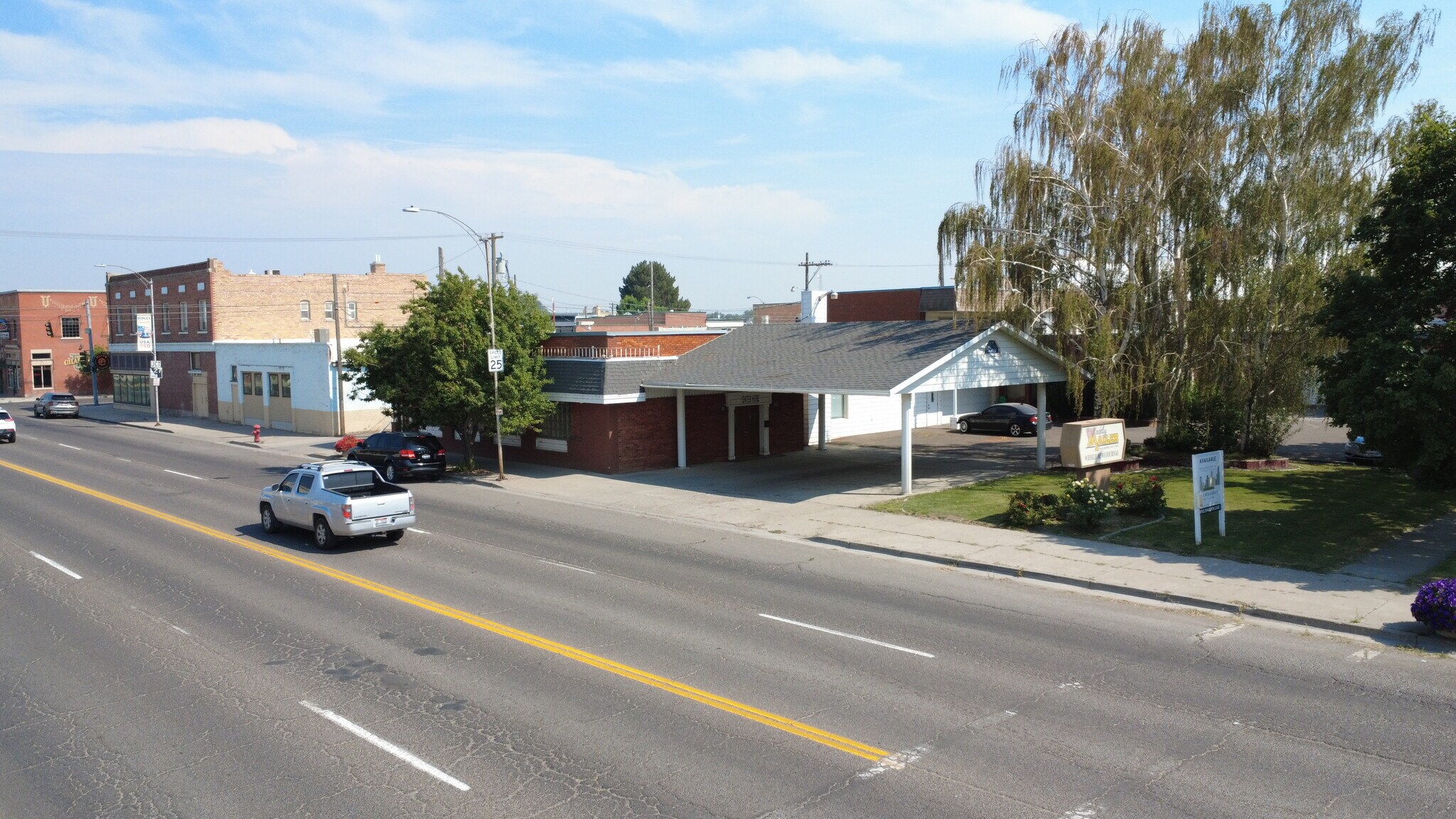221 W Main St, Burley, ID for Sale