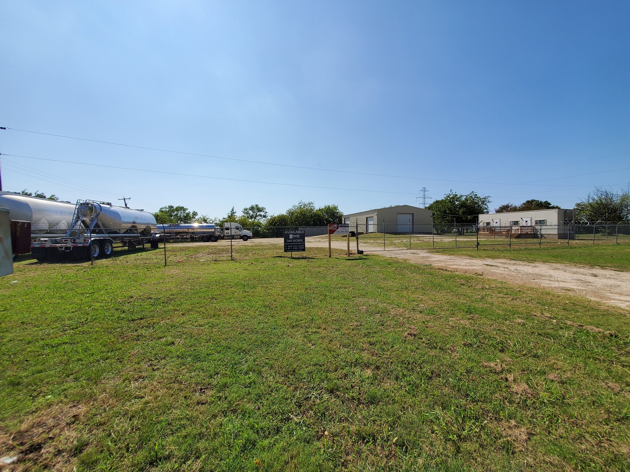 732 County Road 214, Venus, TX for Rent