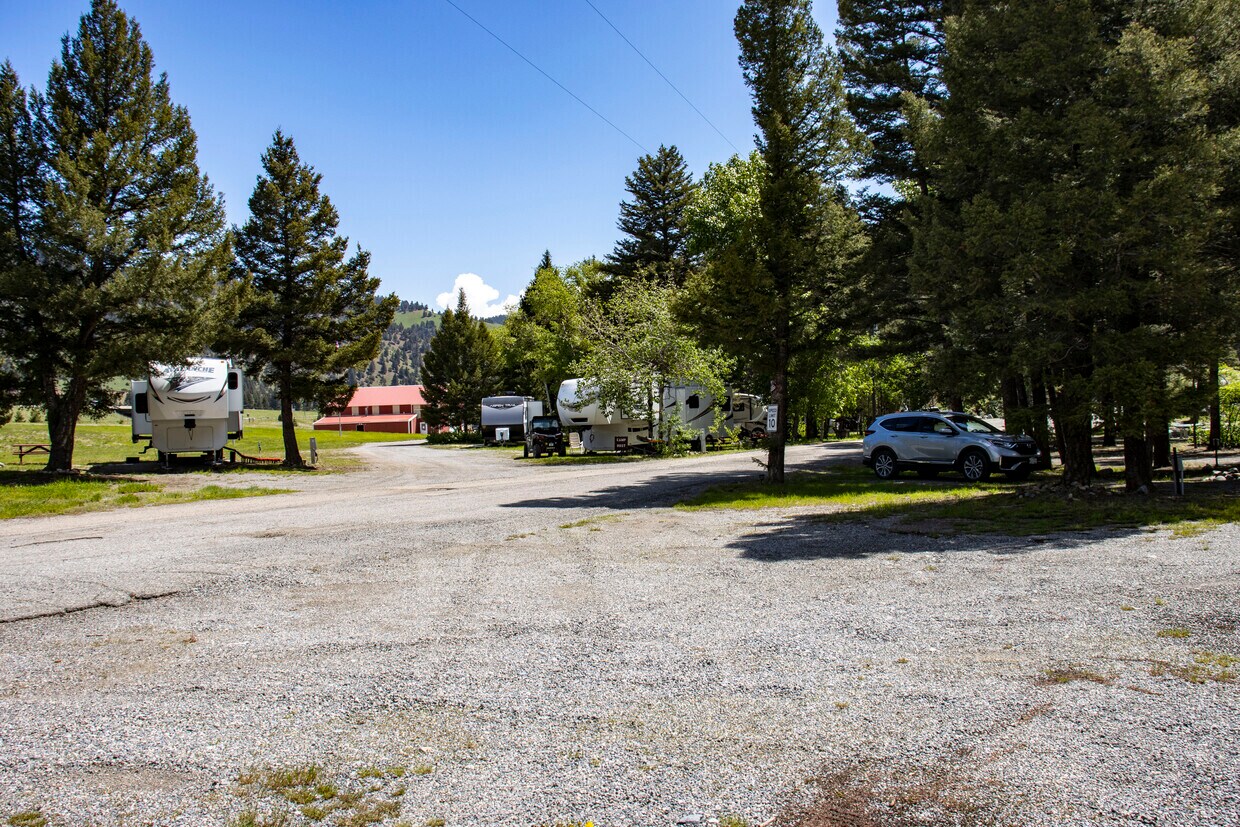 29 Frontage Rd, Basin, MT for Sale
