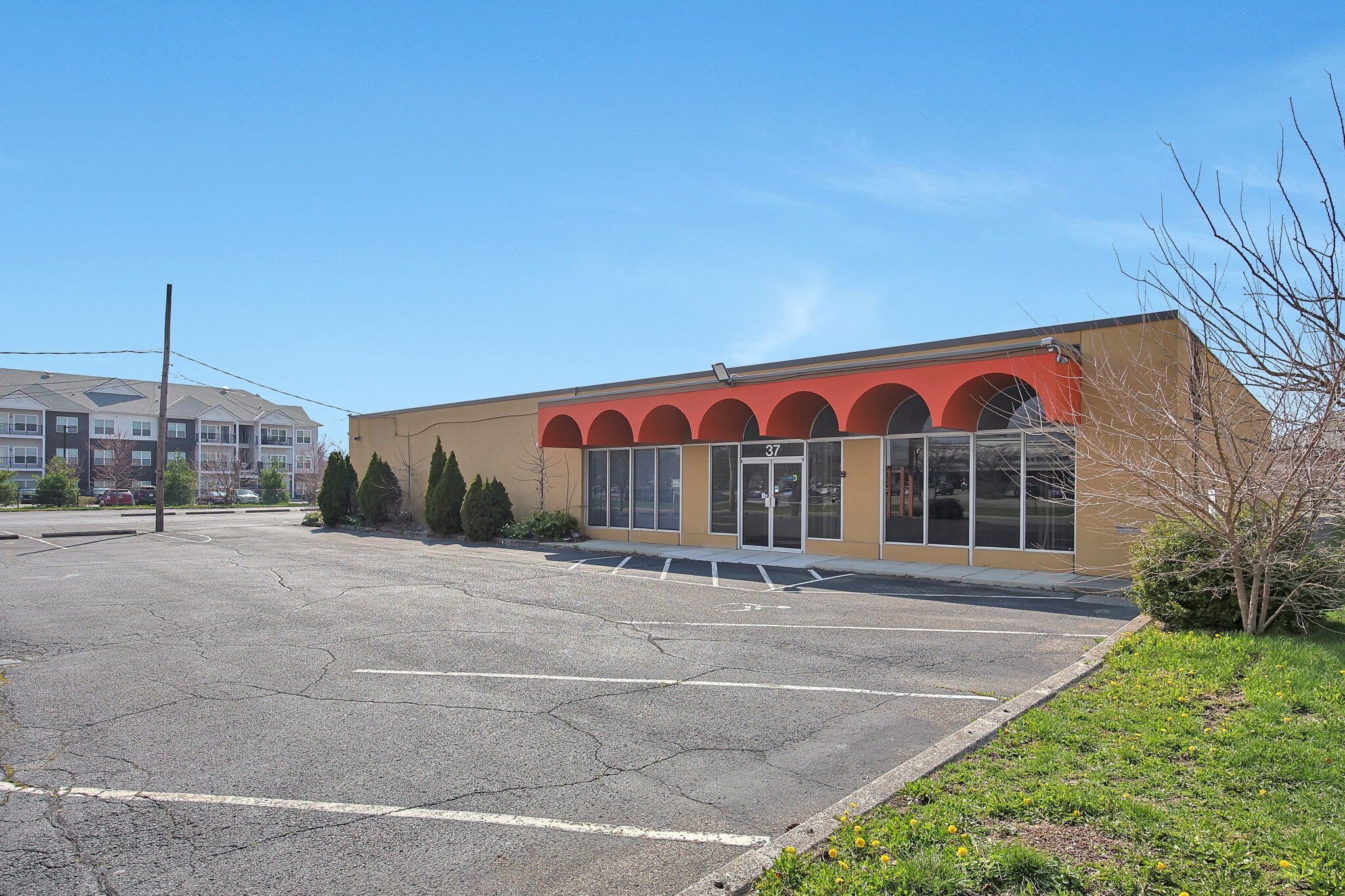 37 Robinwood Ave, Whitehall, OH for Rent