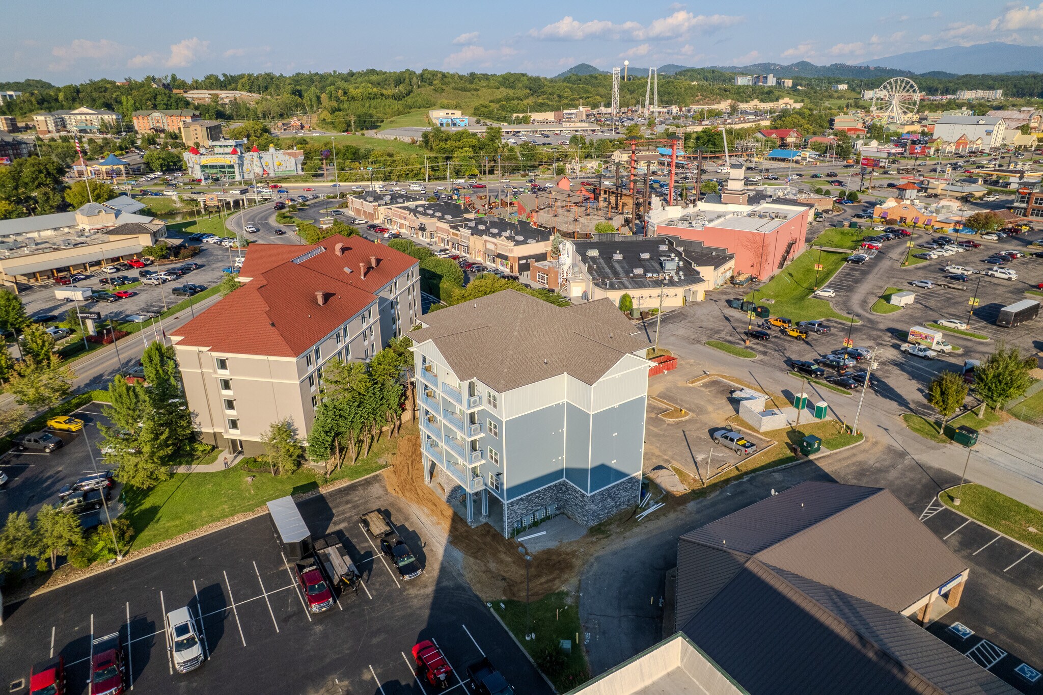 129 Sugarfoot Way, Pigeon Forge, TN for Sale