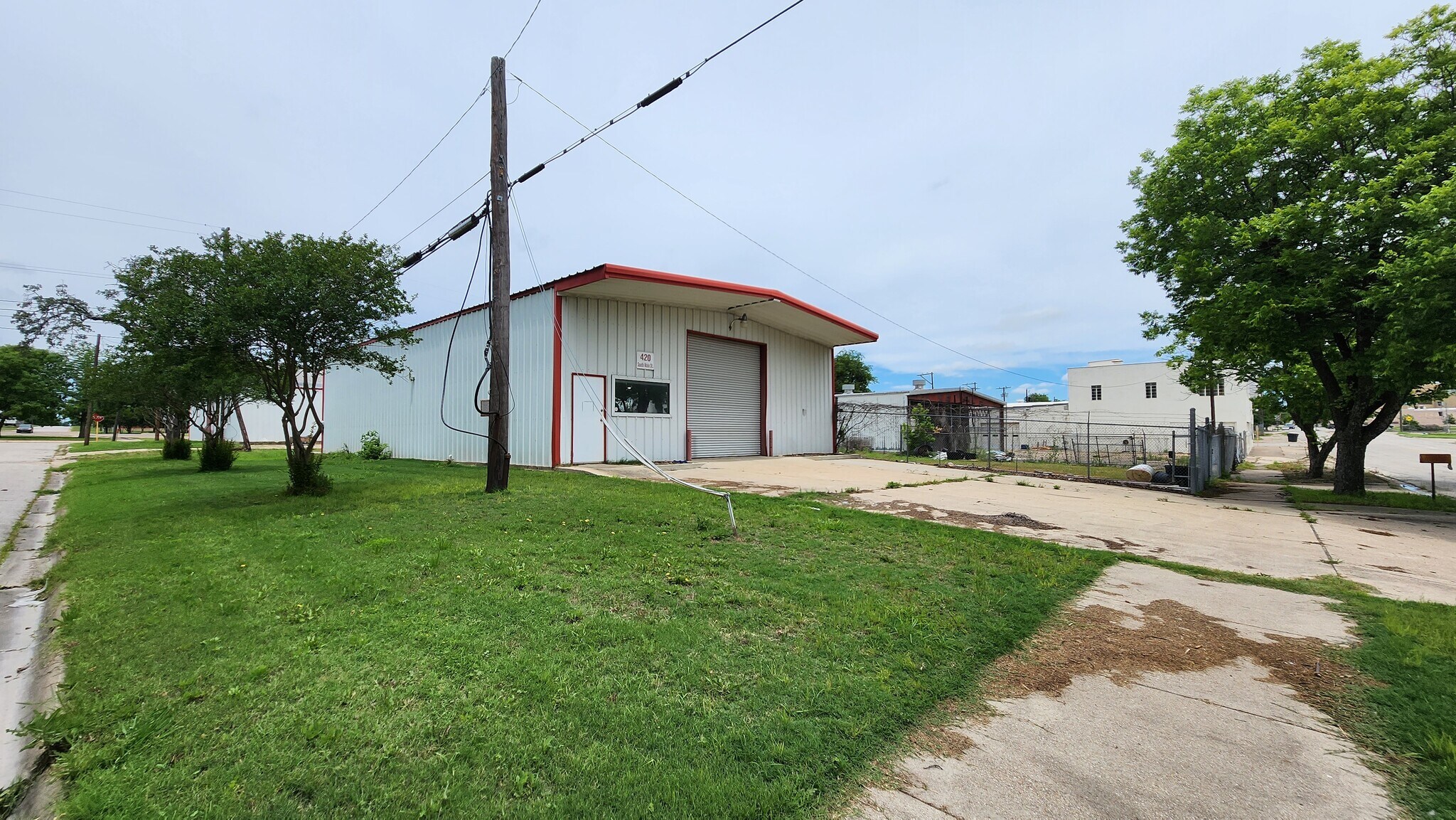 420 S Main St Temple, TX 76504 Industrial Property for Sale on