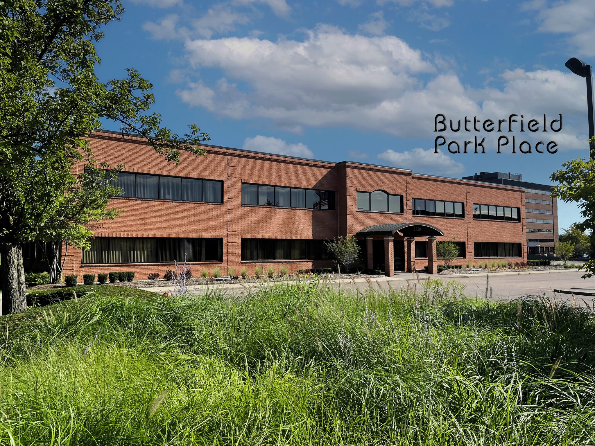 2250 Butterfield Dr, Troy, MI for Rent