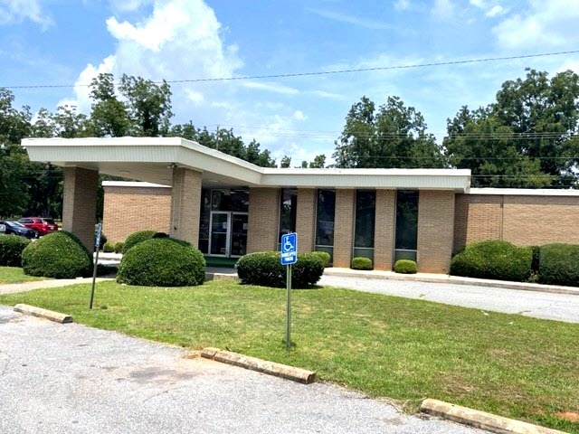701 Bluebird Blvd, Fort Valley, GA for Sale