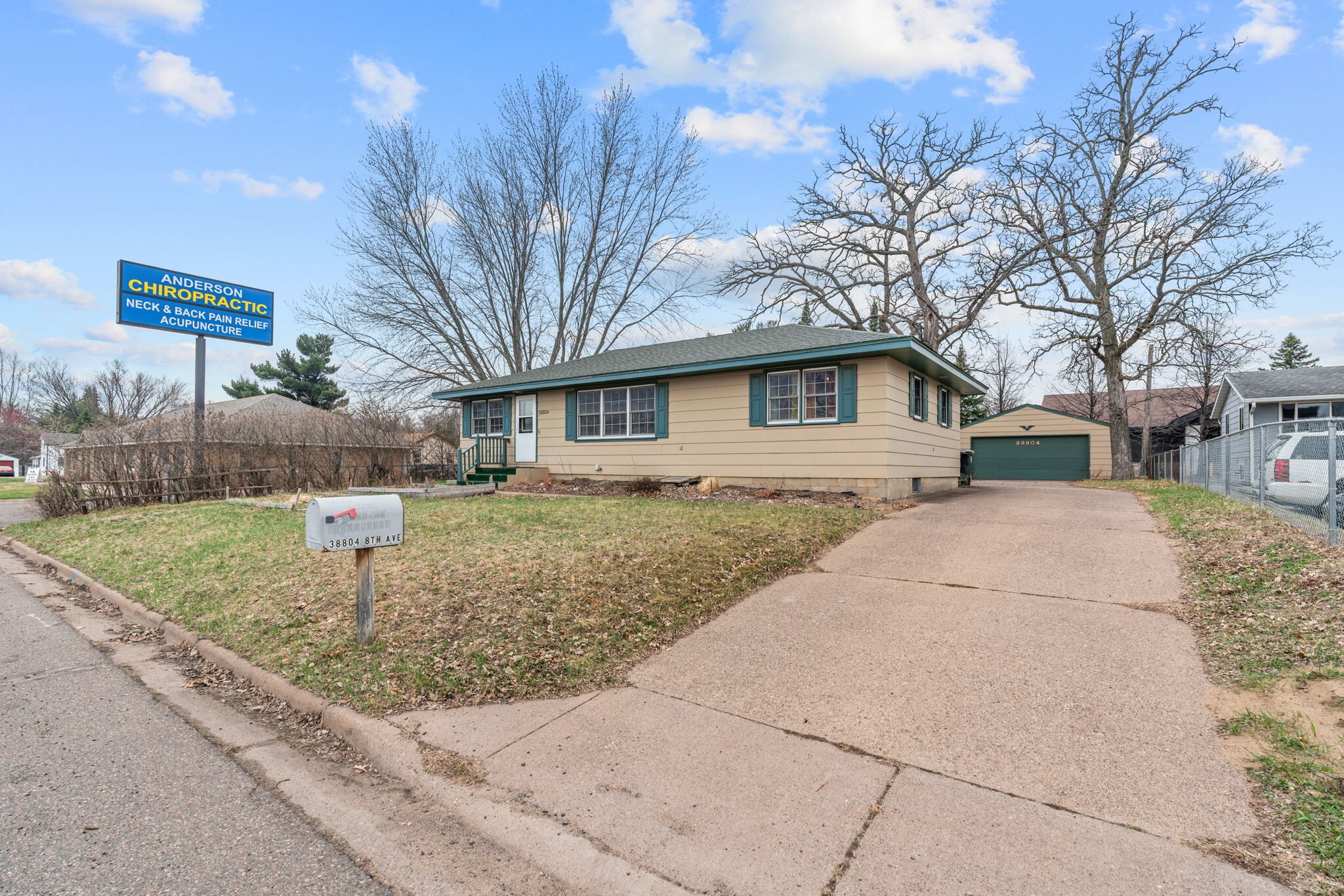 38804 8th Ave, North Branch, MN for Sale