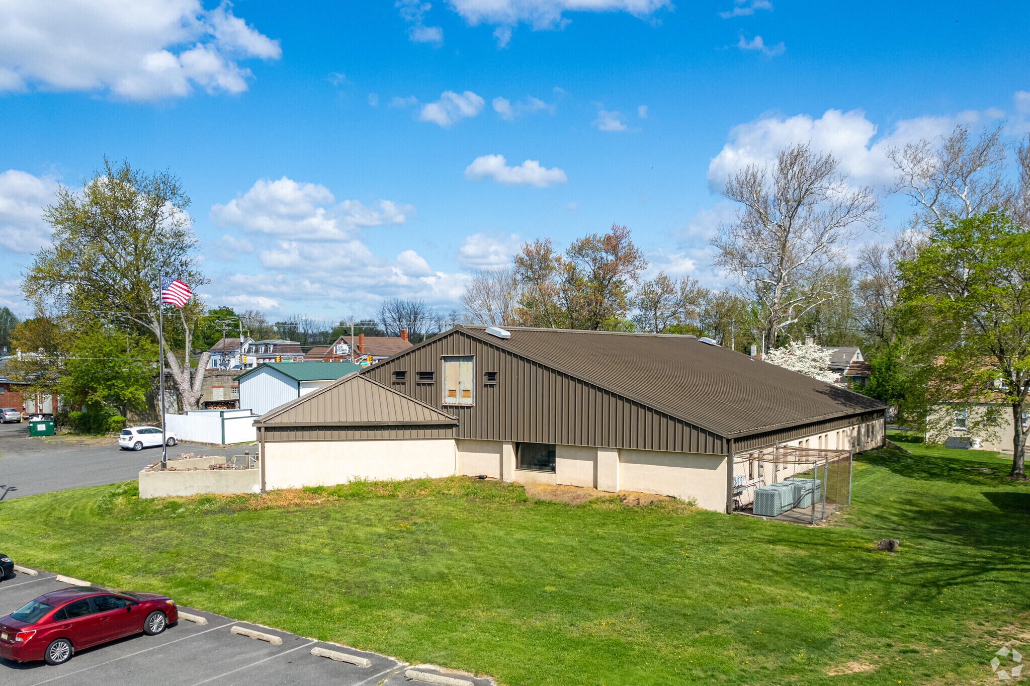 24548 E Main St, Columbus, NJ for Rent