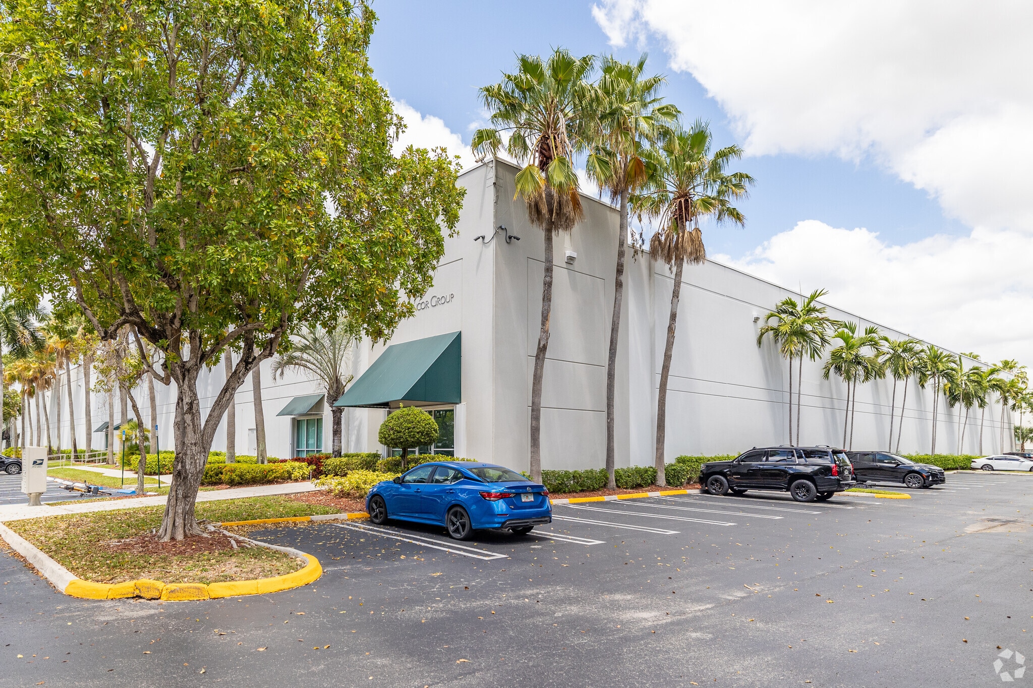 2000 NW 97th Ave, Doral, FL for Rent