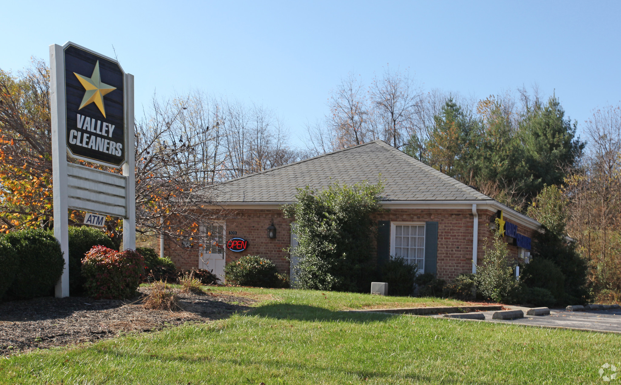 509 Roanoke Rd, Daleville, VA for Sale