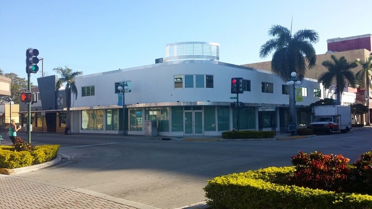 1955 Harrison St, Hollywood, FL for Rent