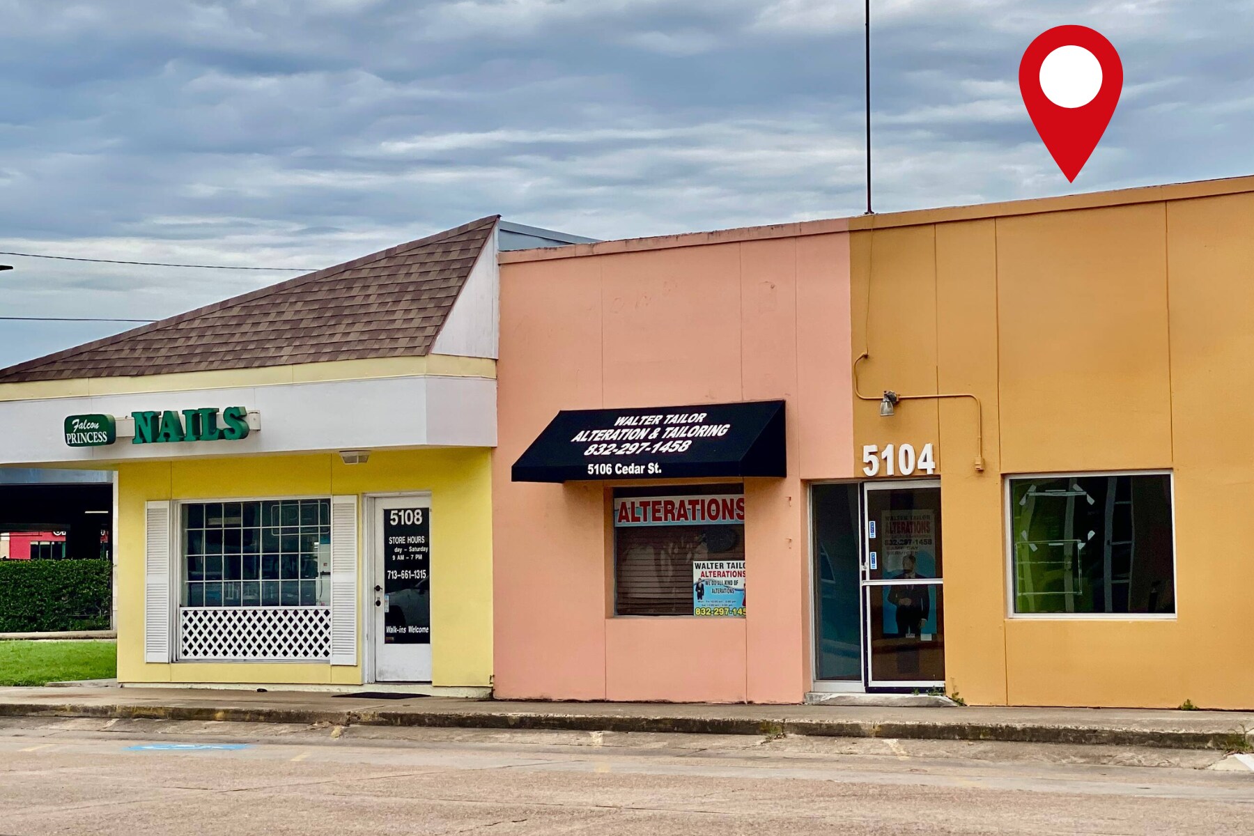 5104 Cedar St, Bellaire, TX for Rent