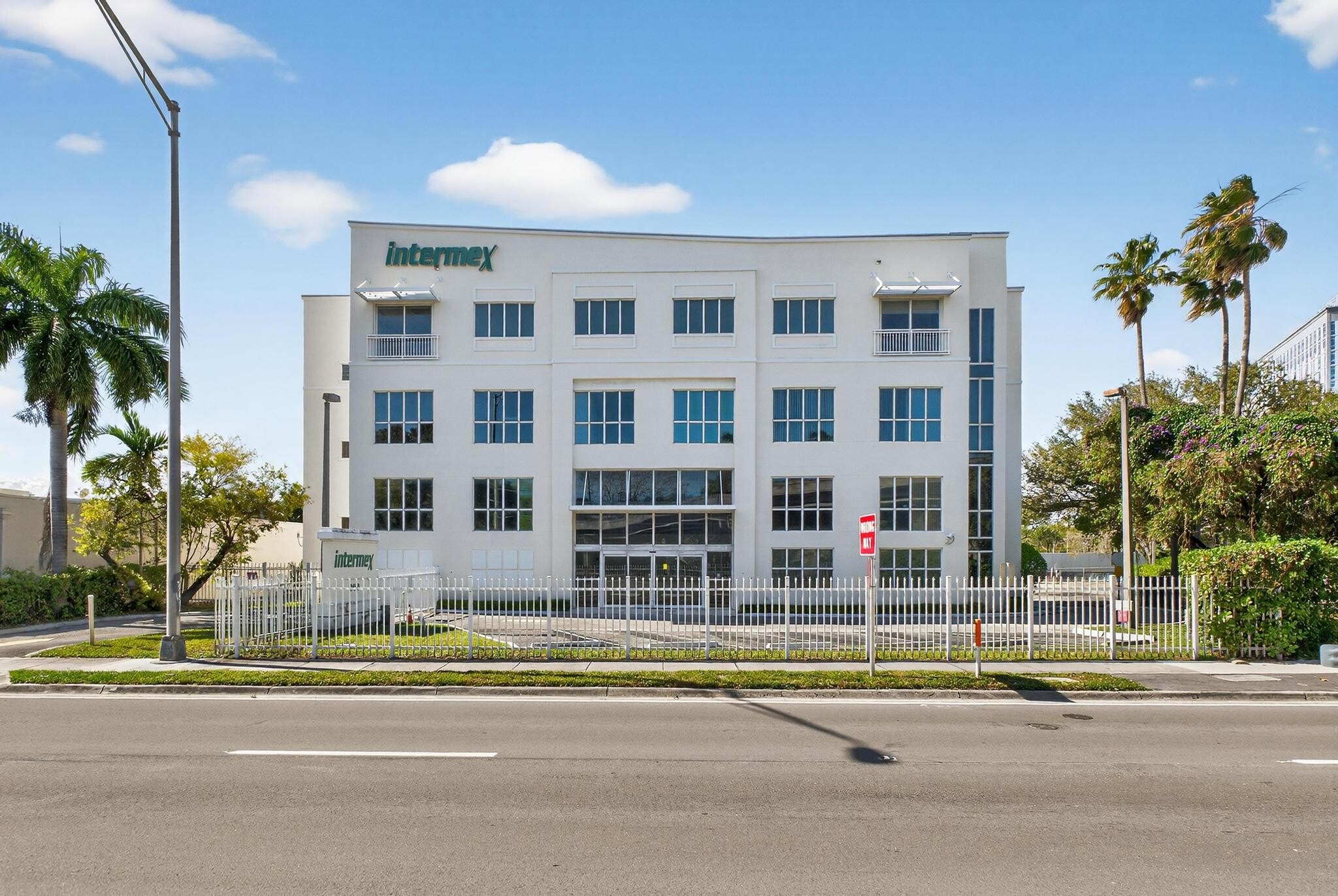 9480 S Dixie Hwy, Miami, FL for Sale