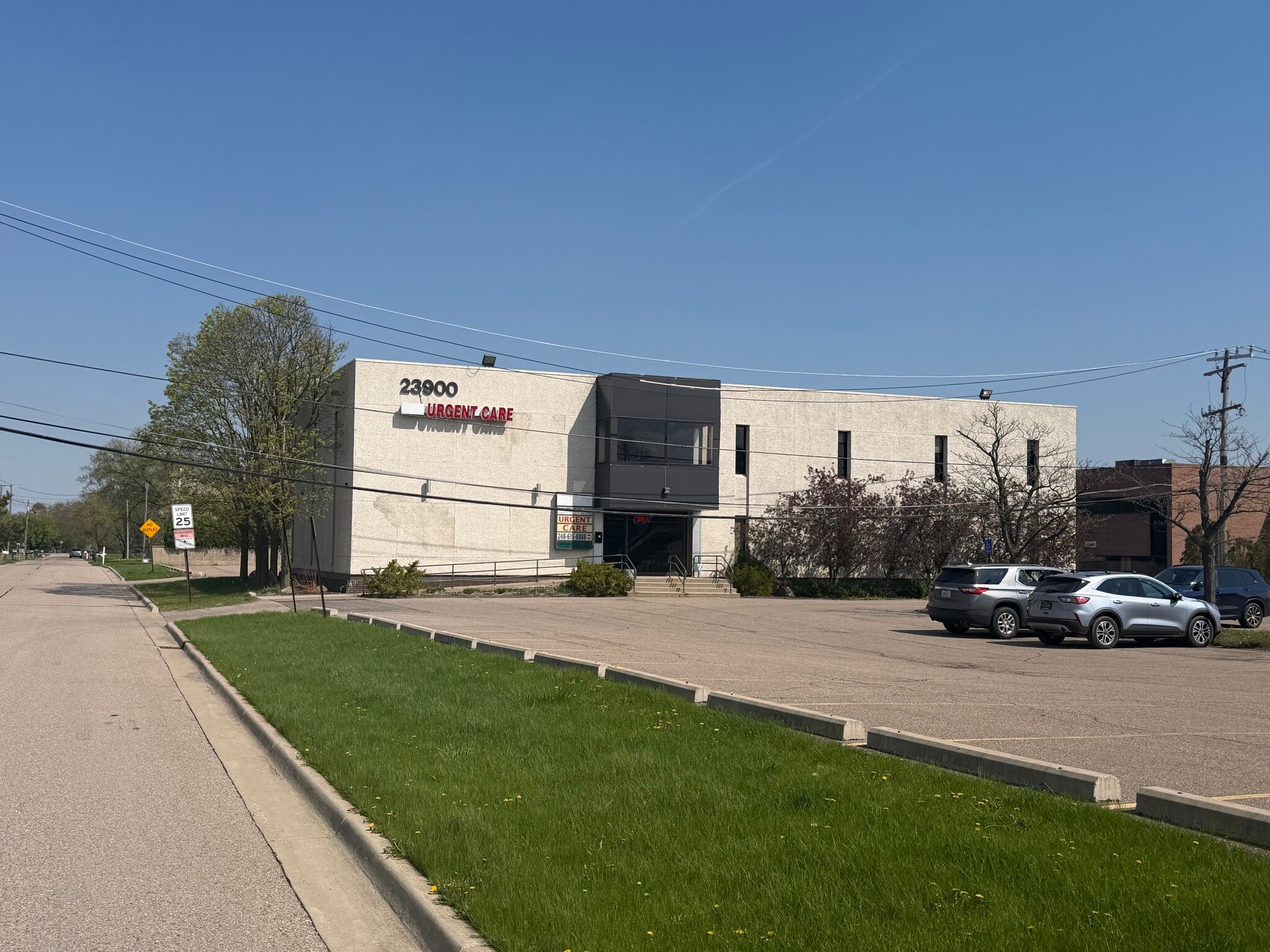 23900 Orchard Lake Rd, Farmington Hills, MI for Sale