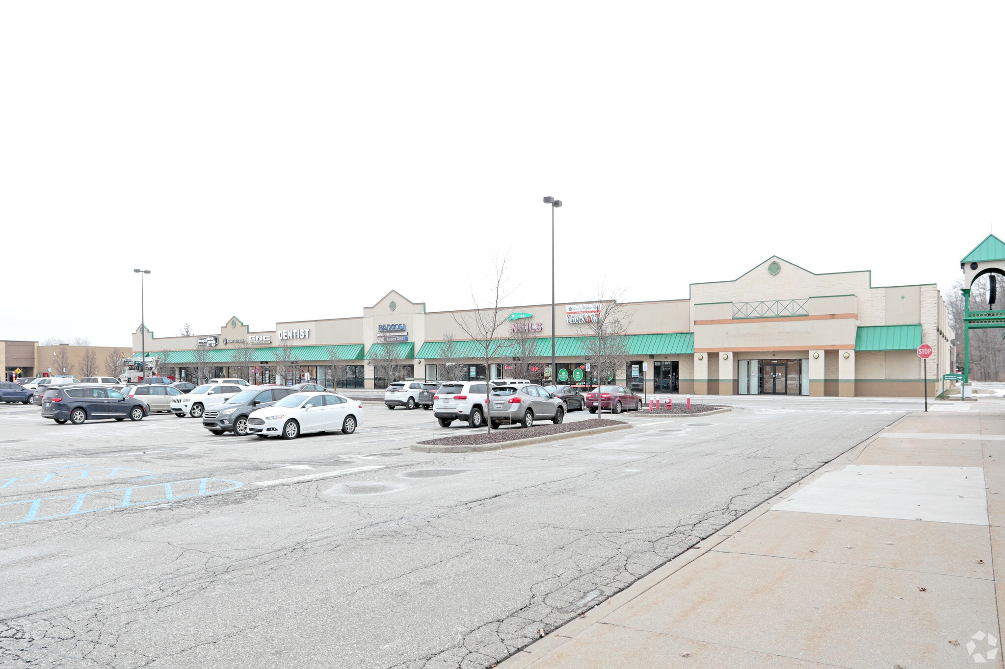 44615-44645 Mound Rd, Sterling Heights, MI for Sale