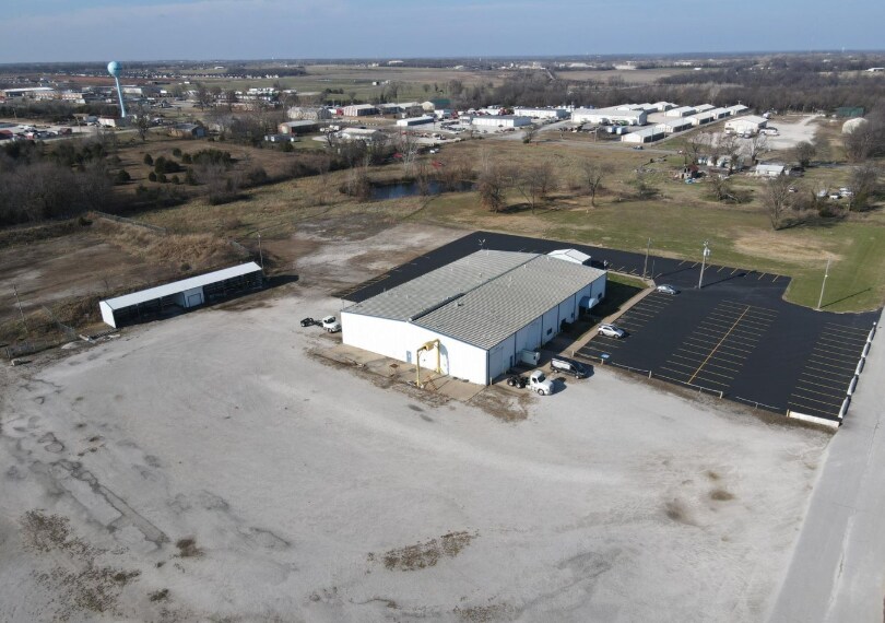 302 Thunder Rd, Duenweg, MO for Rent