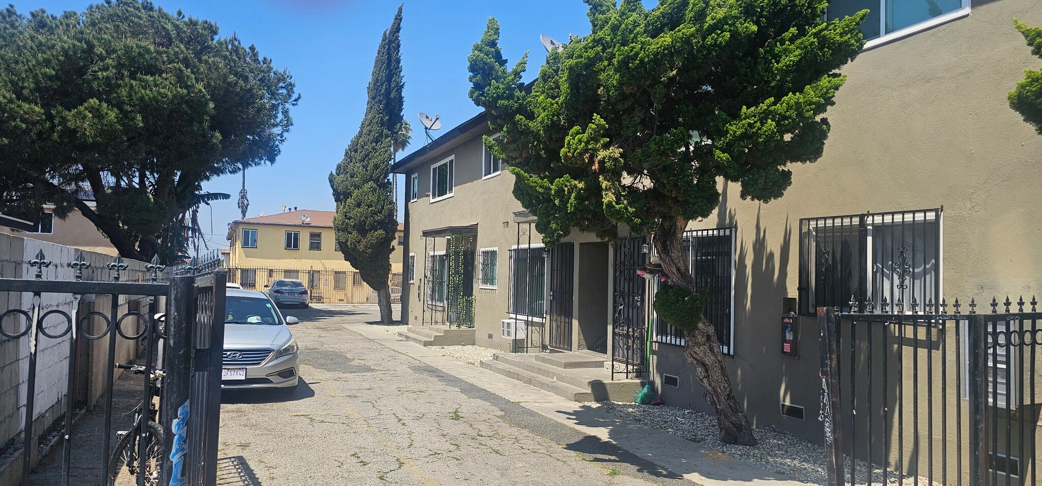 1115 W 111th St, Los Angeles, CA for Sale