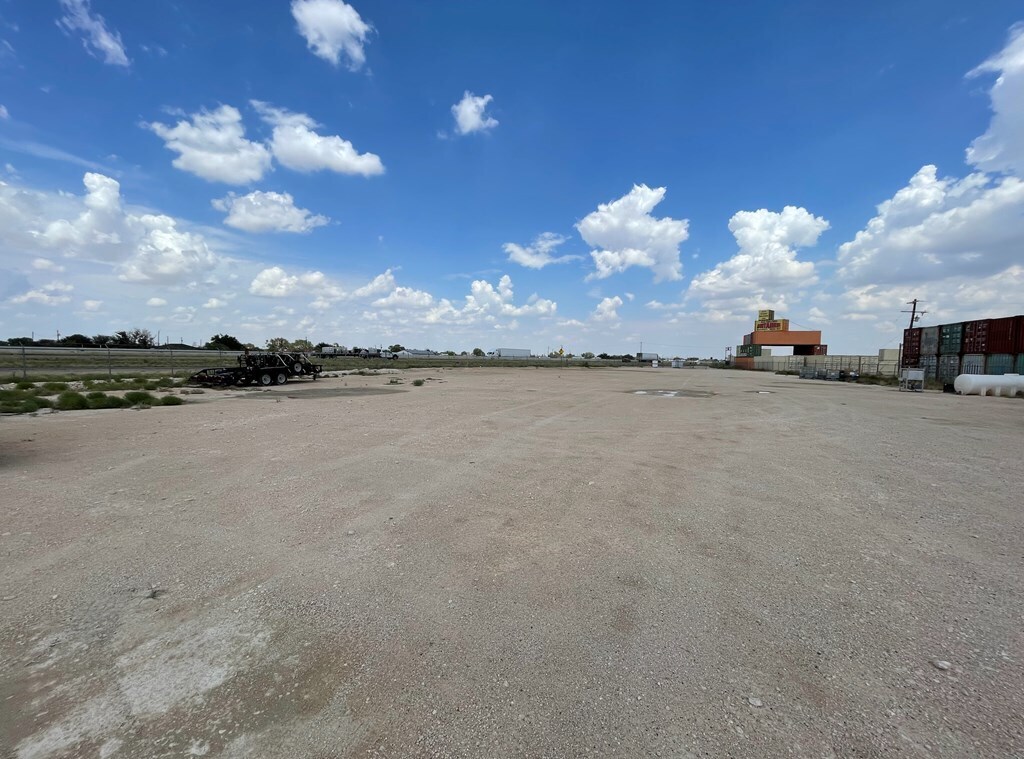 2306 W Interstate 20, Monahans, TX for Sale