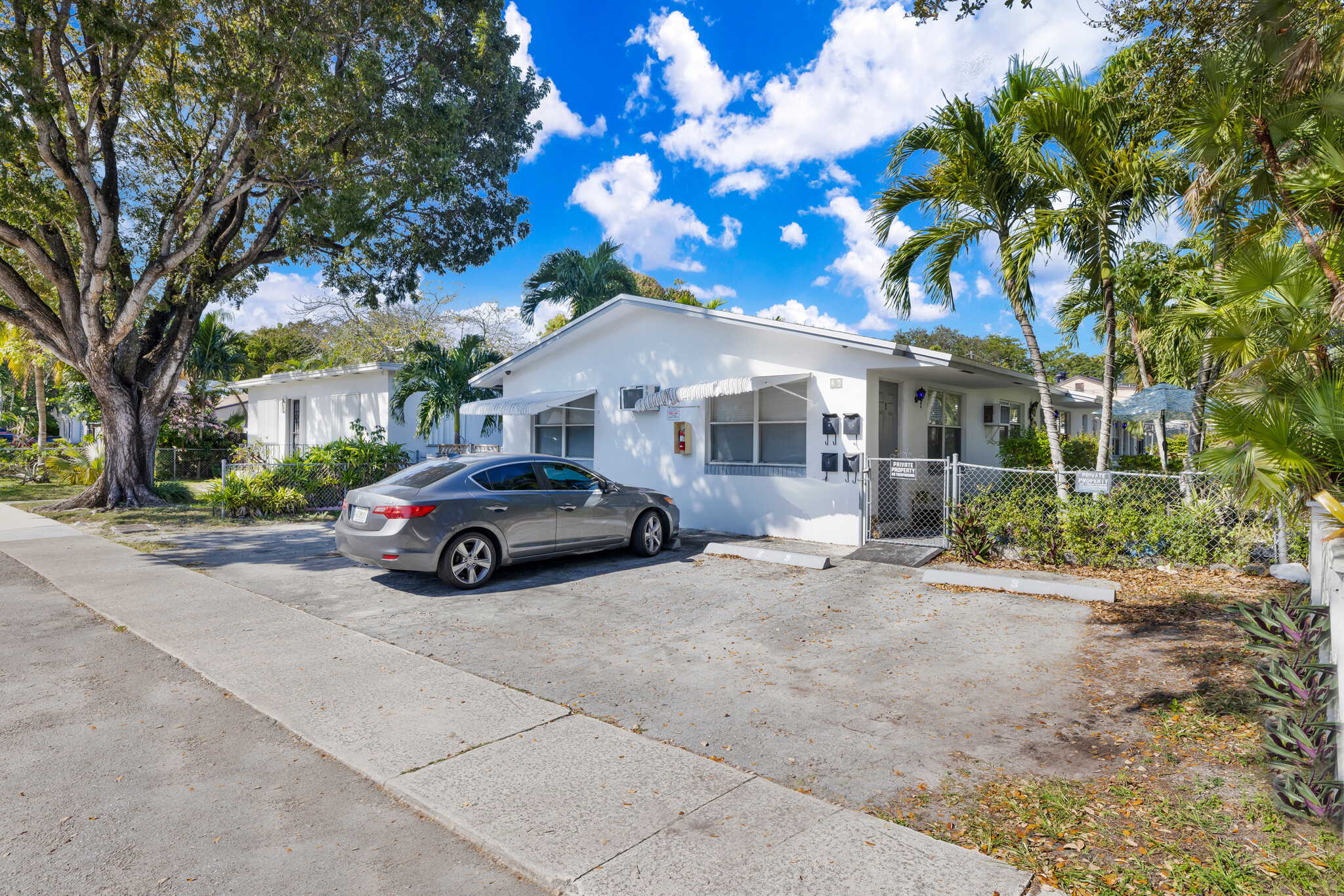 26 SW 6th St, Dania Beach, FL for Sale