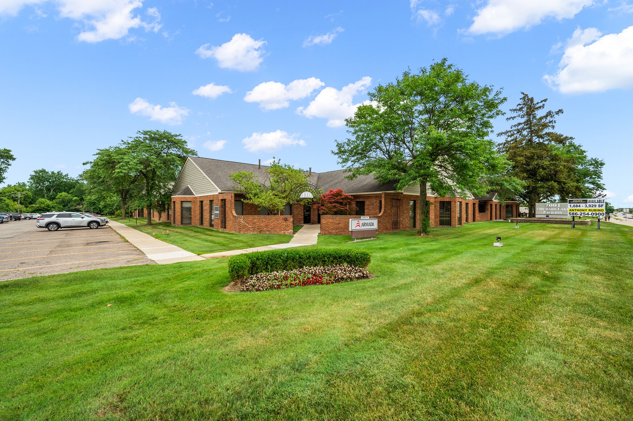 7001 Orchard Lake Rd, West Bloomfield, MI for Sale
