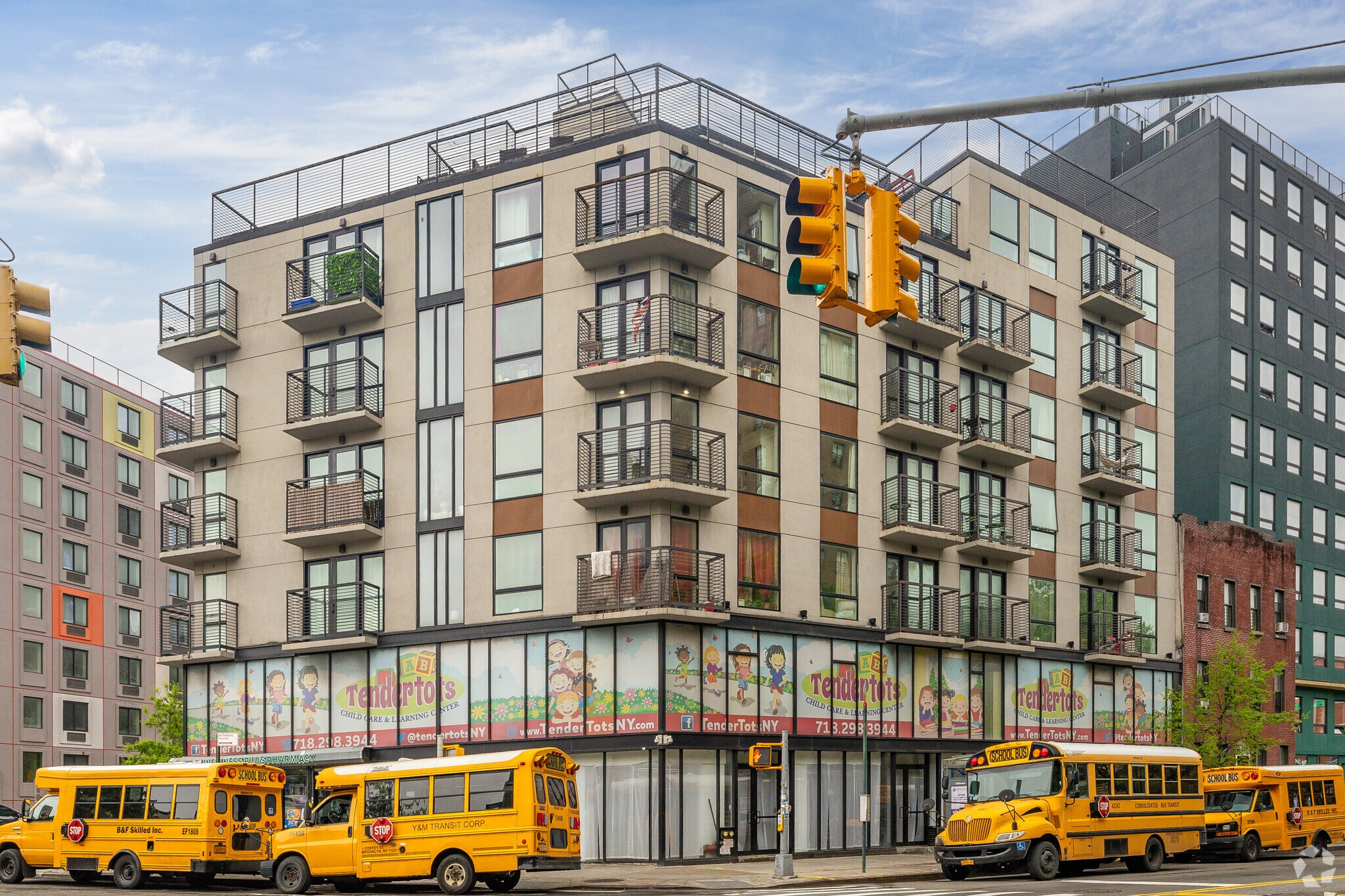 810 Flushing Ave, Brooklyn, NY for Rent