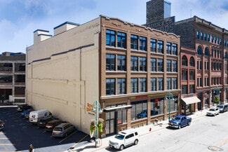 Milwaukee, WI Apartments - 226 N Water St