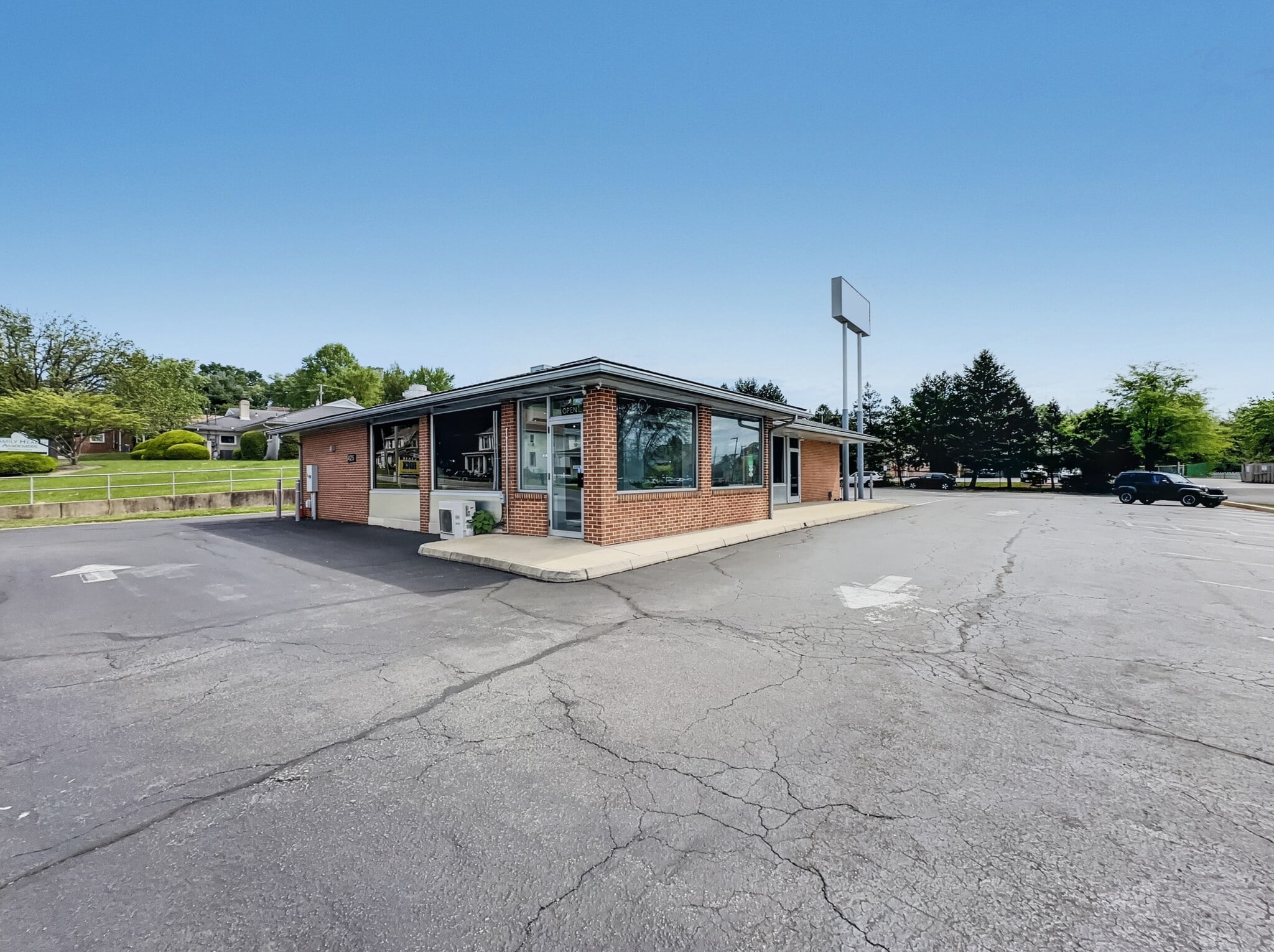 1425 N Sherman St, York, PA for Sale