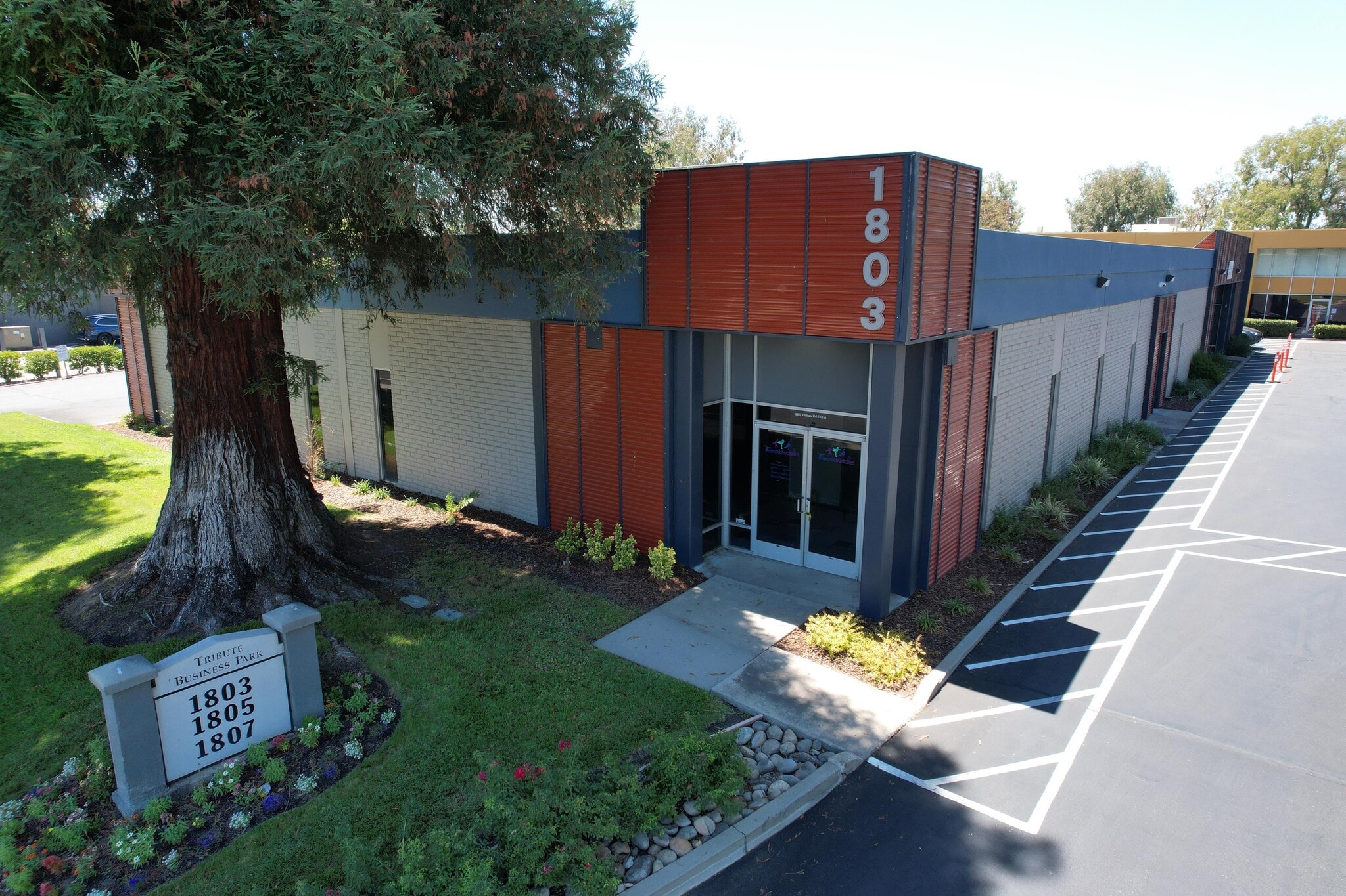 1803 Tribute Rd, Sacramento, CA for Sale