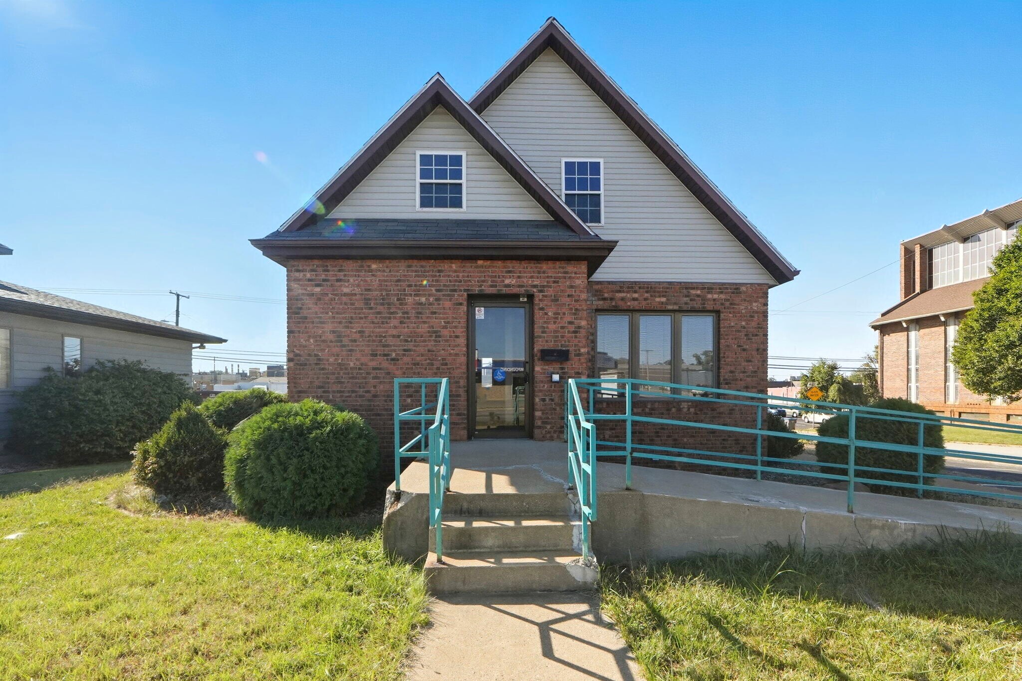 1804 E Center St, Warsaw, IN for Sale