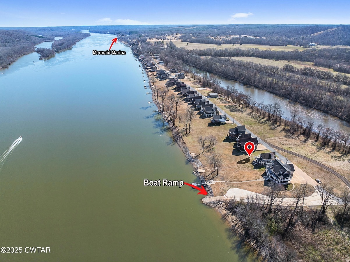 1274 Miracle Rd, Decaturville, TN for Sale