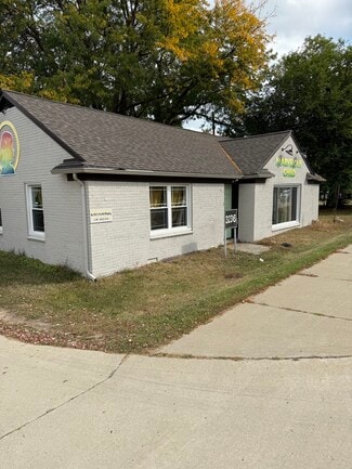 Troy, MI Freestanding - 3236 Rochester Rd