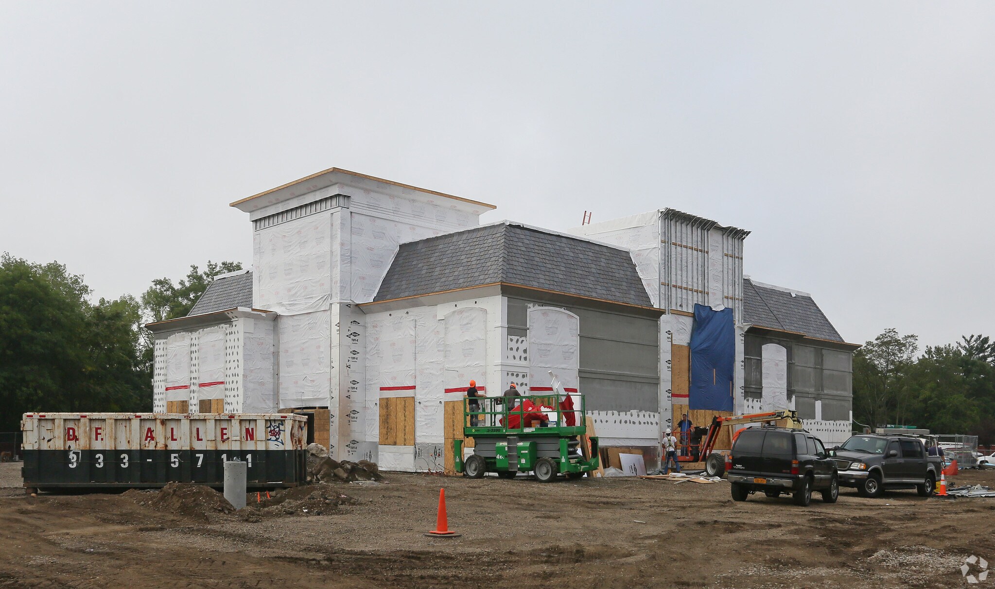 600 Garden City Plz, Garden City, NY for Rent