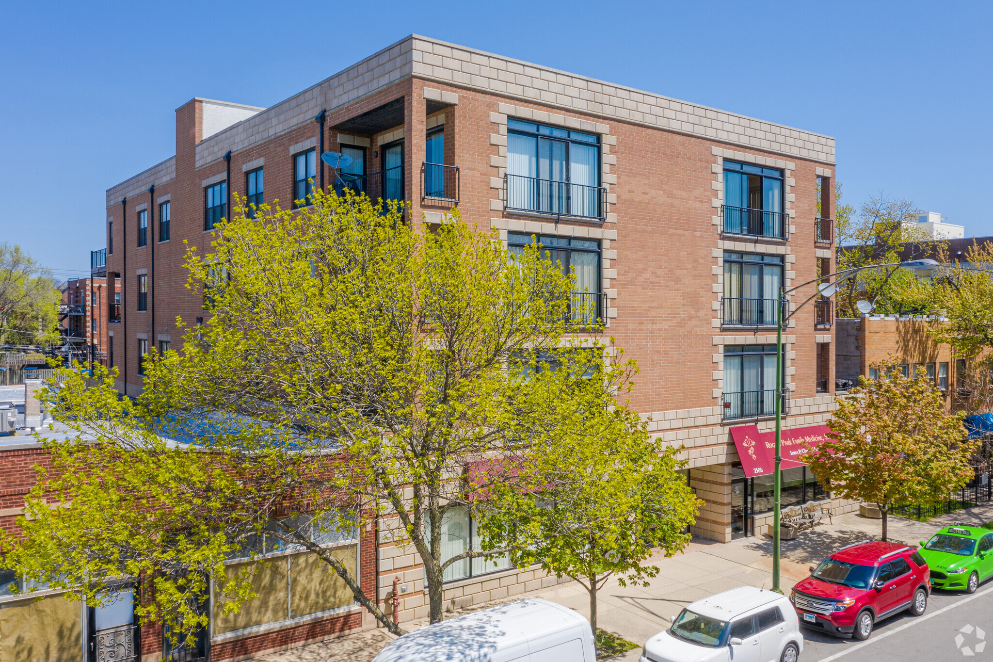 2306-2310 W Touhy Ave, Chicago, IL for Sale