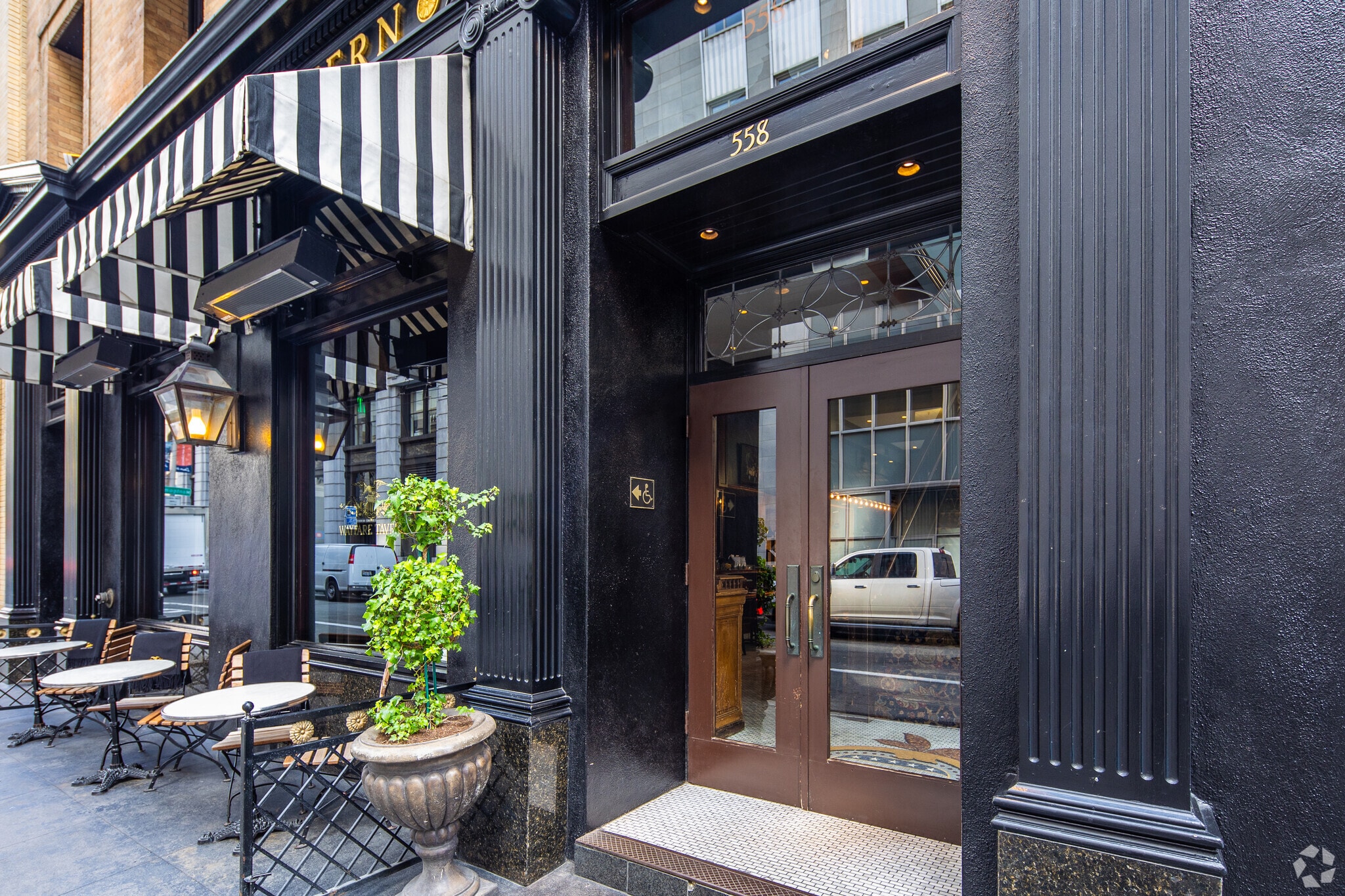 558 Sacramento St, San Francisco, CA for Rent