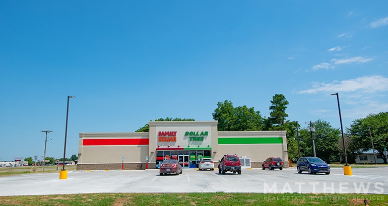 30703 Broad St, Bruceton, TN for Sale