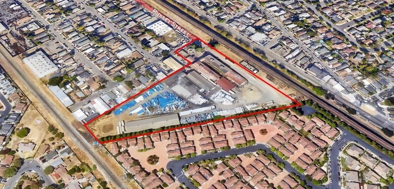 10901 Russet St, Oakland, CA for Sale