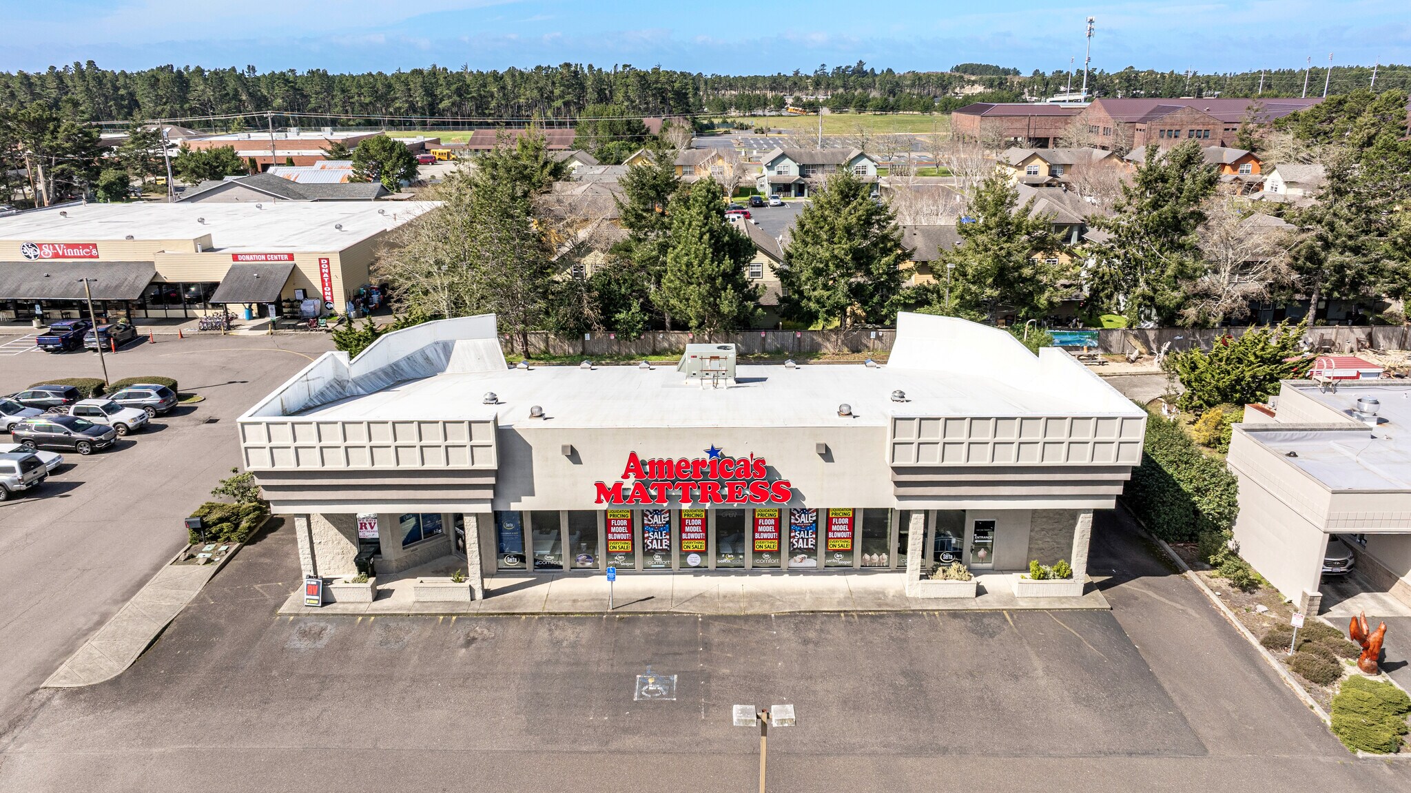 2455 US-101 Hwy, Florence, OR for Sale