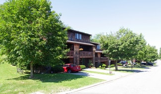 McMurray, PA Apartments - 101-404 Cedar Hill Dr