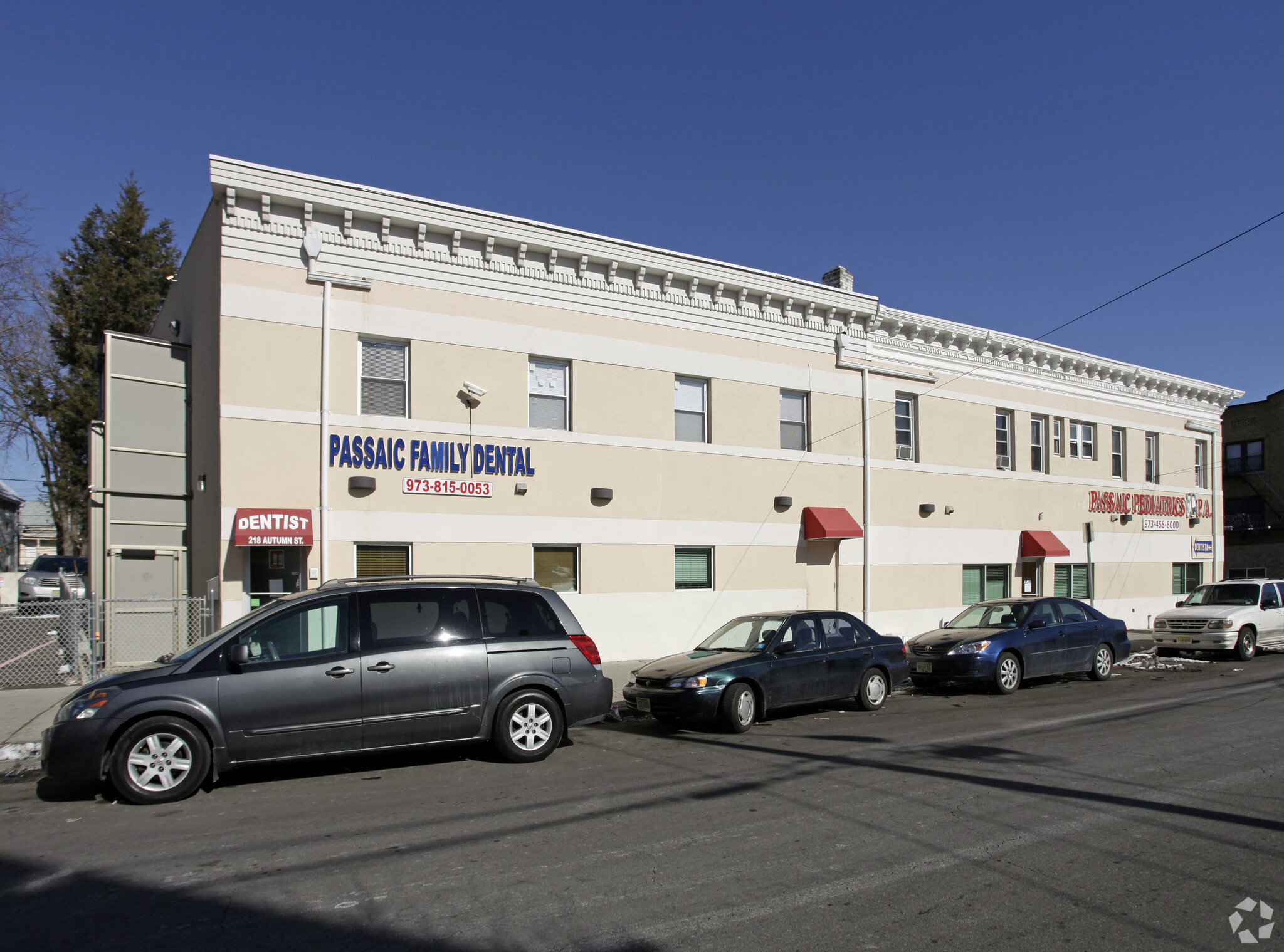 913 Main Ave, Passaic, NJ for Rent