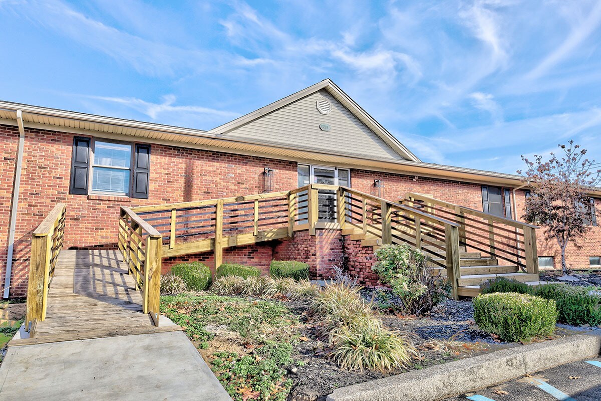 111 Saint James Ct, Frankfort, KY for Rent