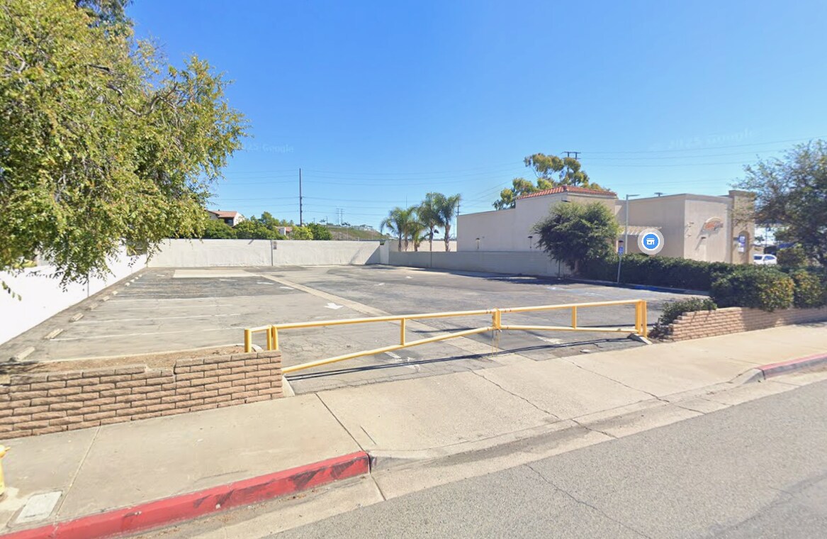 21422 Brookhurst St, Huntington Beach, CA for Rent