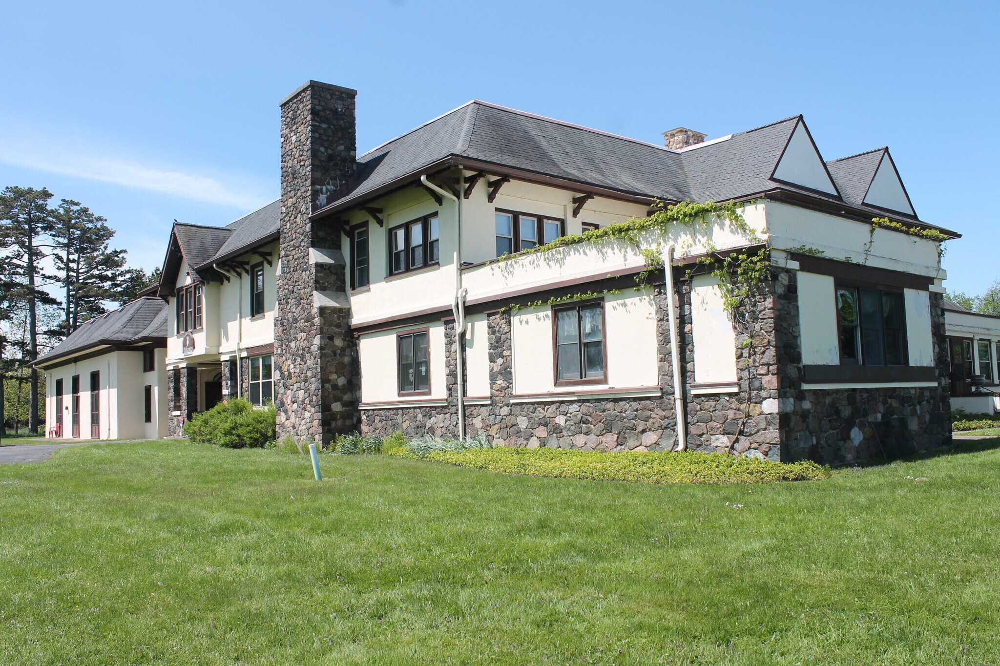 7200 Lake Shore Rd, Derby, NY for Sale