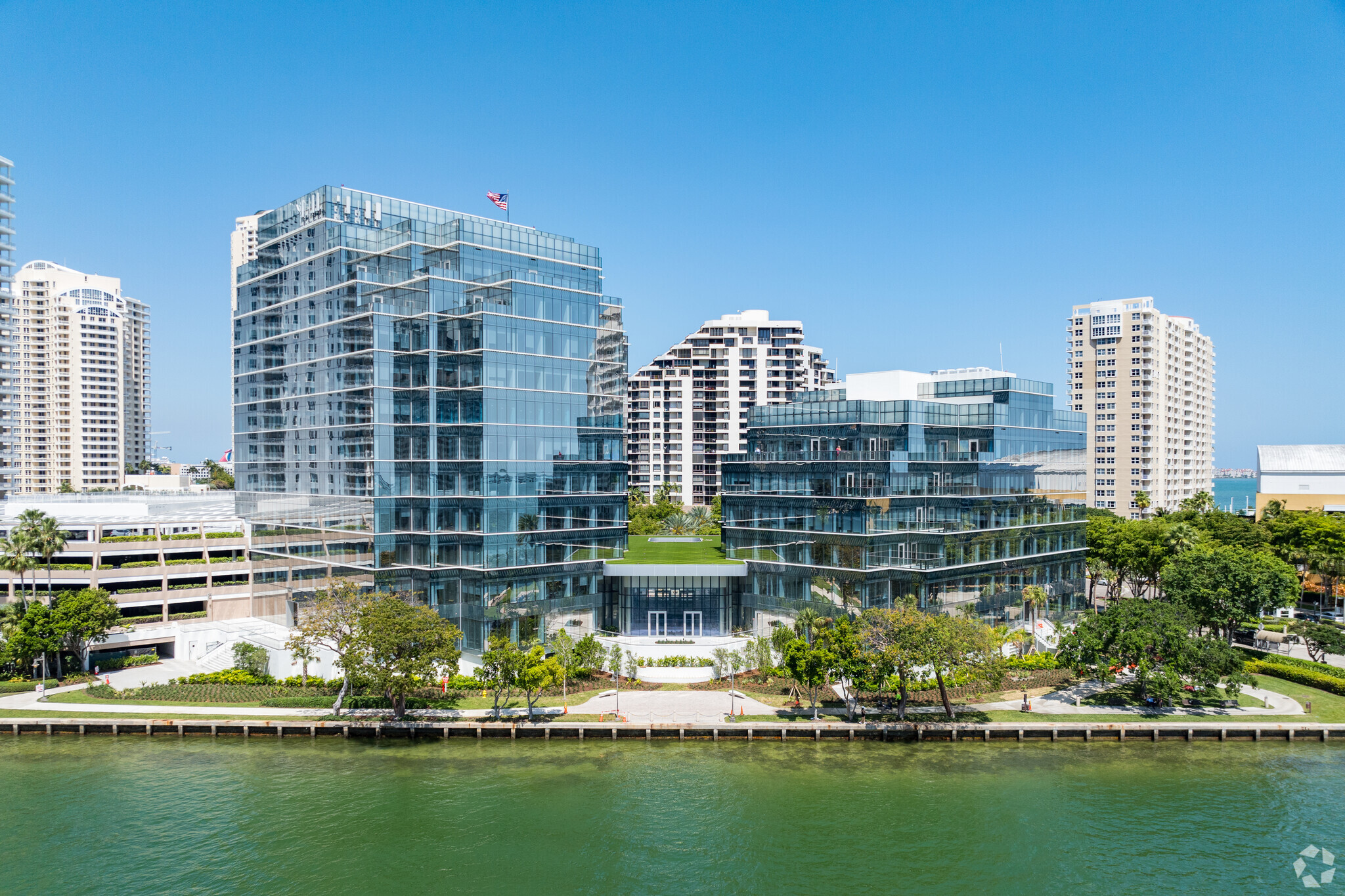 601 Brickell Key Dr, Miami, FL for Rent