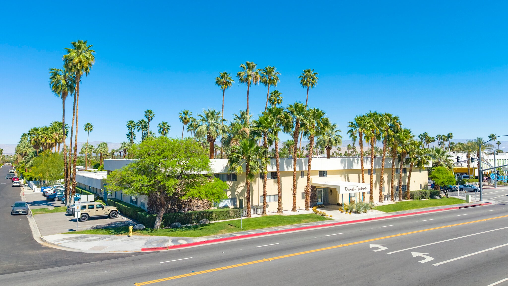 1680 E Palm Canyon Dr, Palm Springs, CA for Sale